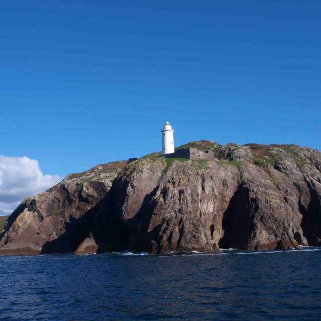 Ardnakinna Lighthouse, Bere Island